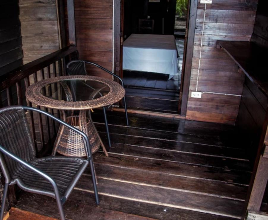 Tonmai Suite II Ko Por Exterior photo
